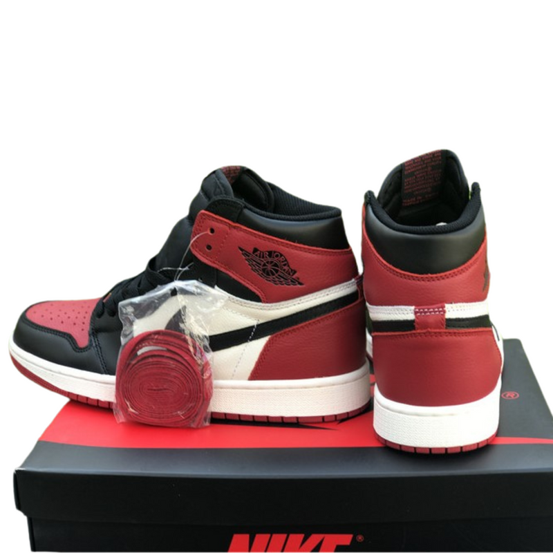 Nike Air Jordan 1 Retro High 'Bred Toe'