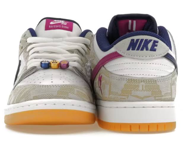 Tênis Dunk Low SB "Rayssa Leal”