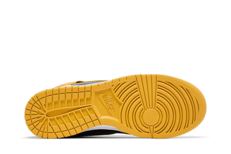 Tênis Nike Dunk High x Wu Tang Clan Black and Pollen Amarelo