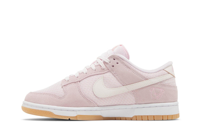 Tênis Nike Dunk Low Teddy Bear Pink Rosa