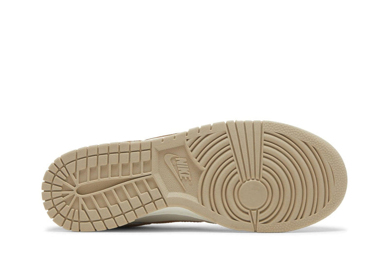 Tênis Nike Dunk Low Phantom Metallic Gold Dourado