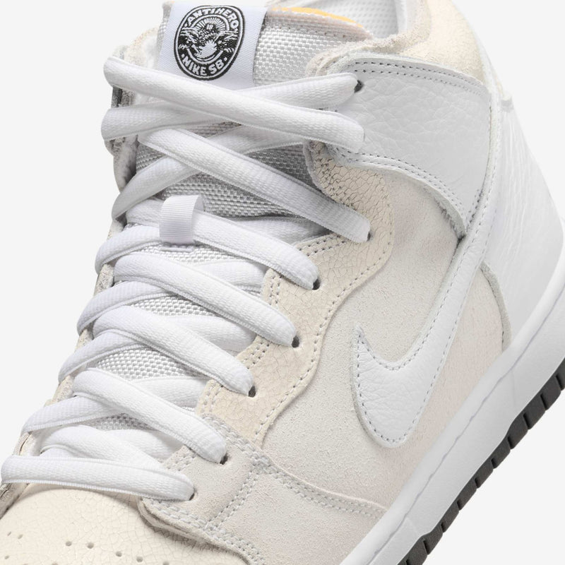 Tênis Nike SB Dunk High