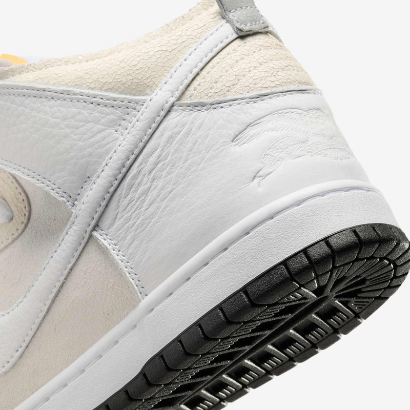 Tênis Nike SB Dunk High