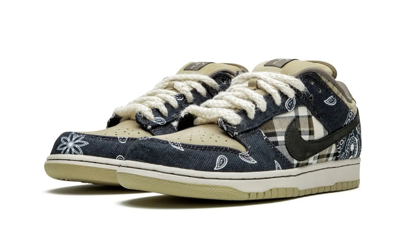 Tênis Nike Travis Scott “Cactus Jack”