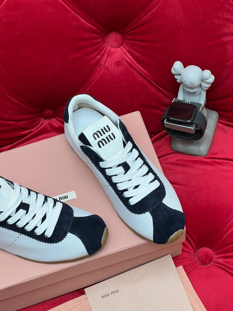 Tênis Snearkes Miu Miu Plume