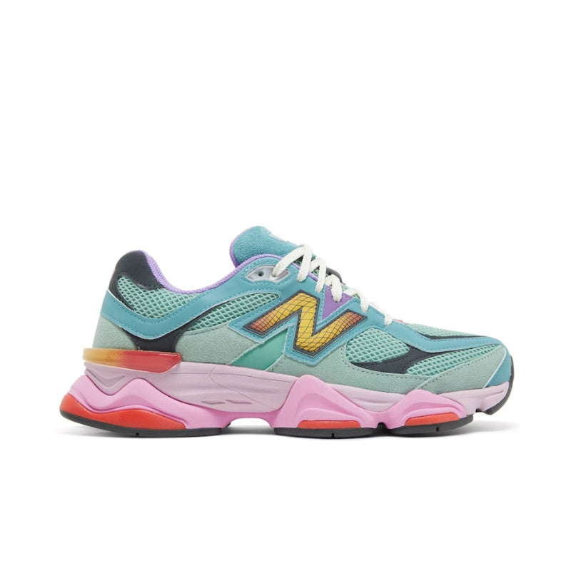Tênis New Balance 9060 Multi Color