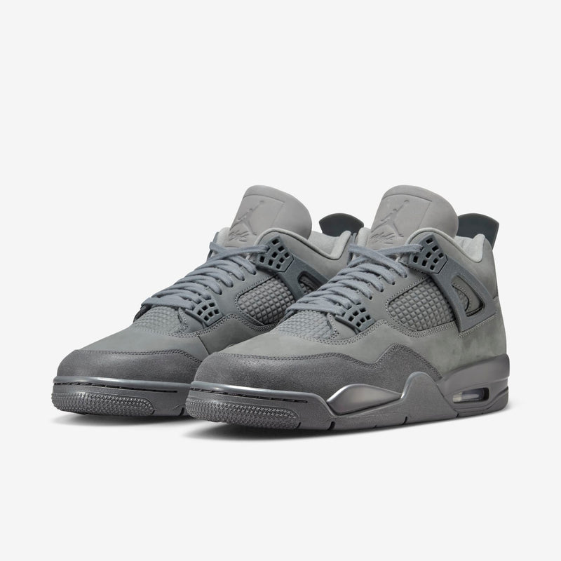 Tênis Air Jordan 4 Retro Kaws