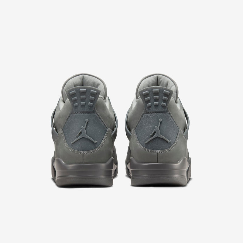 Tênis Air Jordan 4 Retro Kaws