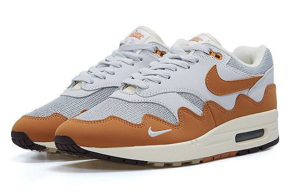 Tênis Nike x Patta - Air Max 1 waves "Monarch" (with bracelet)