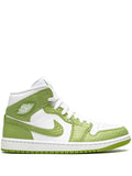 Tênis Nike Air Jordan 1 Mid SE