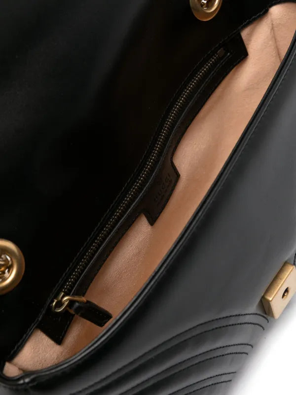 Bolsa Gucci de ombro GG Marmont pequena - Preta