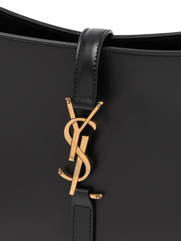 Bolsa Yves Saint Laurent de ombro 5A7 com placa de logo