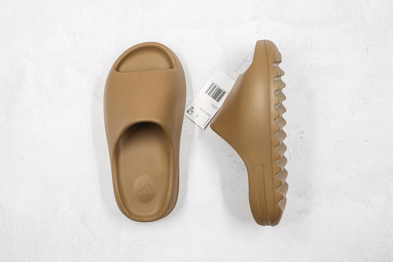 Chinelo Adidas Yeezy Slide Core