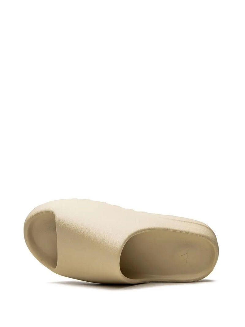 Chinelo Adidas Yeezy Slide YEEZY "Bone (2022 Restock)"