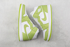 Air Jordan 1 High "Green Pyton"